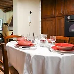 Villa Scappo In Umbria, Eva Fornole