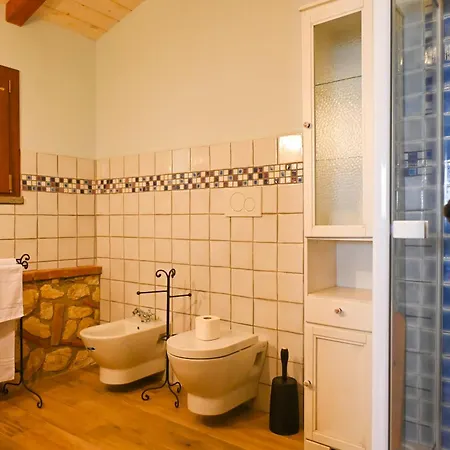 Scappo In Umbria, Eva * Fornole