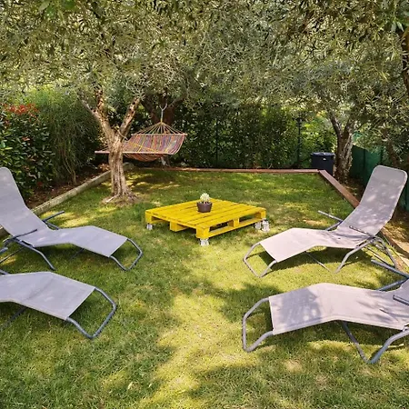 Scappo In Umbria, Eva Villa *