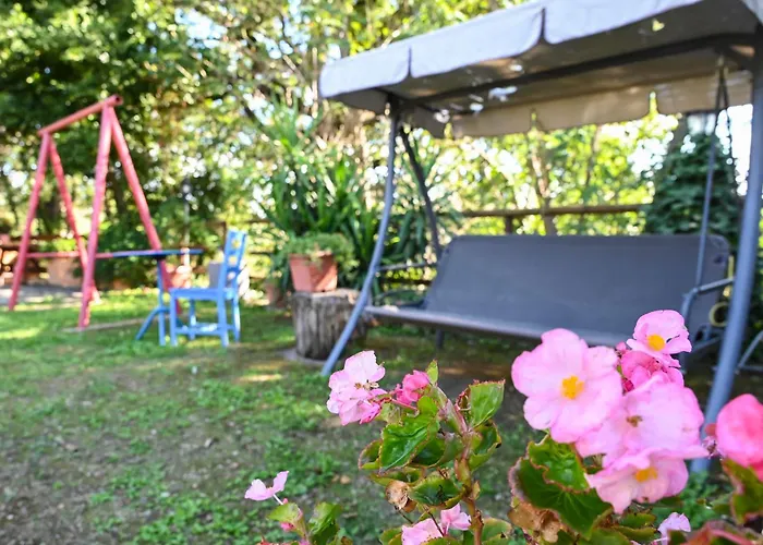 Scappo In Umbria, Eva